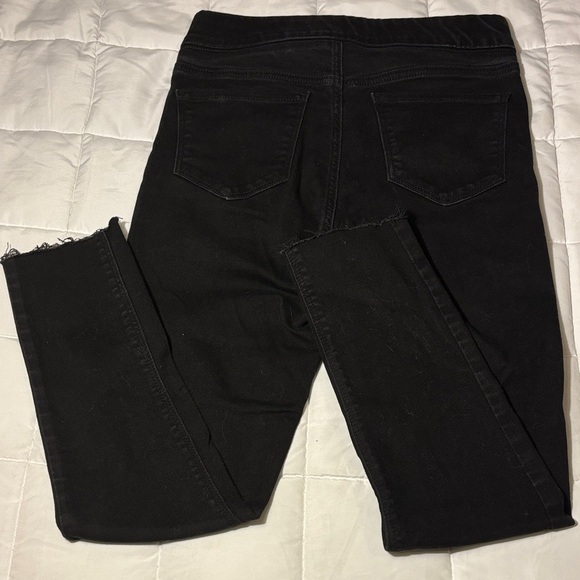 Old Navy Black Rockstar Mid-Rise Super Skinny Jeggings - Picture 9 of 11
